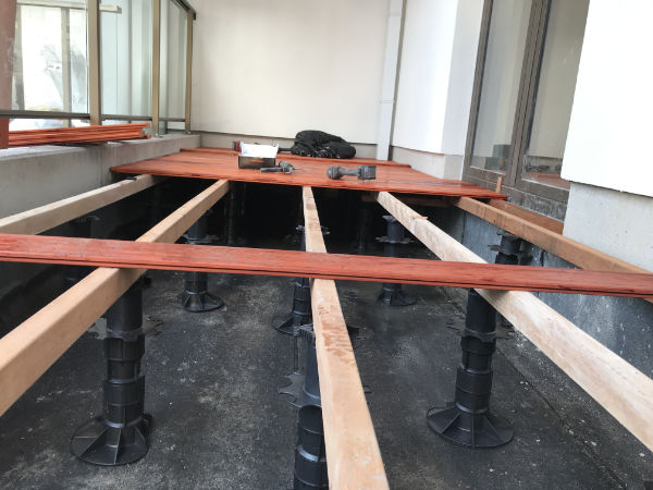 Budowa i montaż tarasów drewnianych Warszawa i okolice oraz województwo mazowieckie